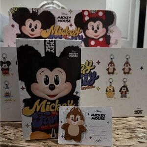 Pop Mart Mickey Family Cute Together Keychain